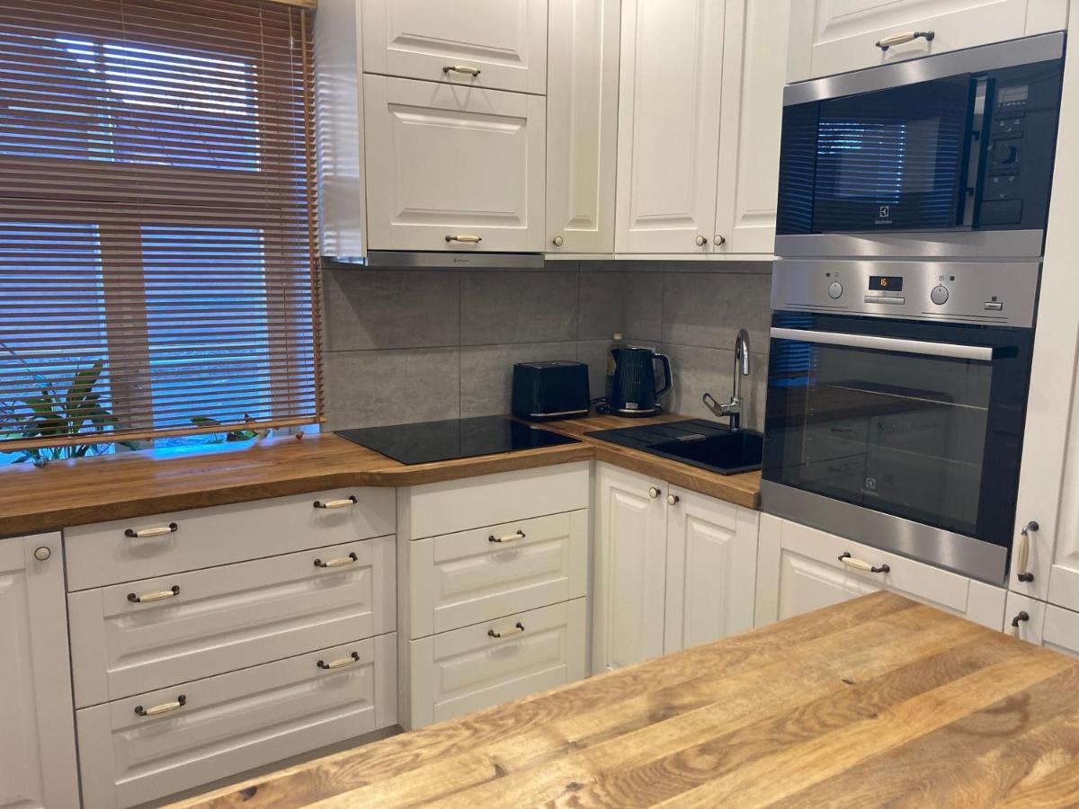 Lossi Apartment Курессааре Екстер'єр фото