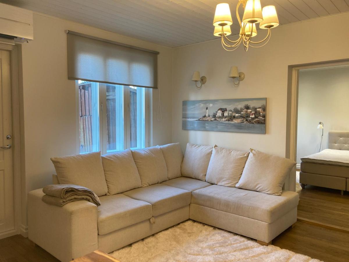 Lossi Apartment Курессааре Екстер'єр фото