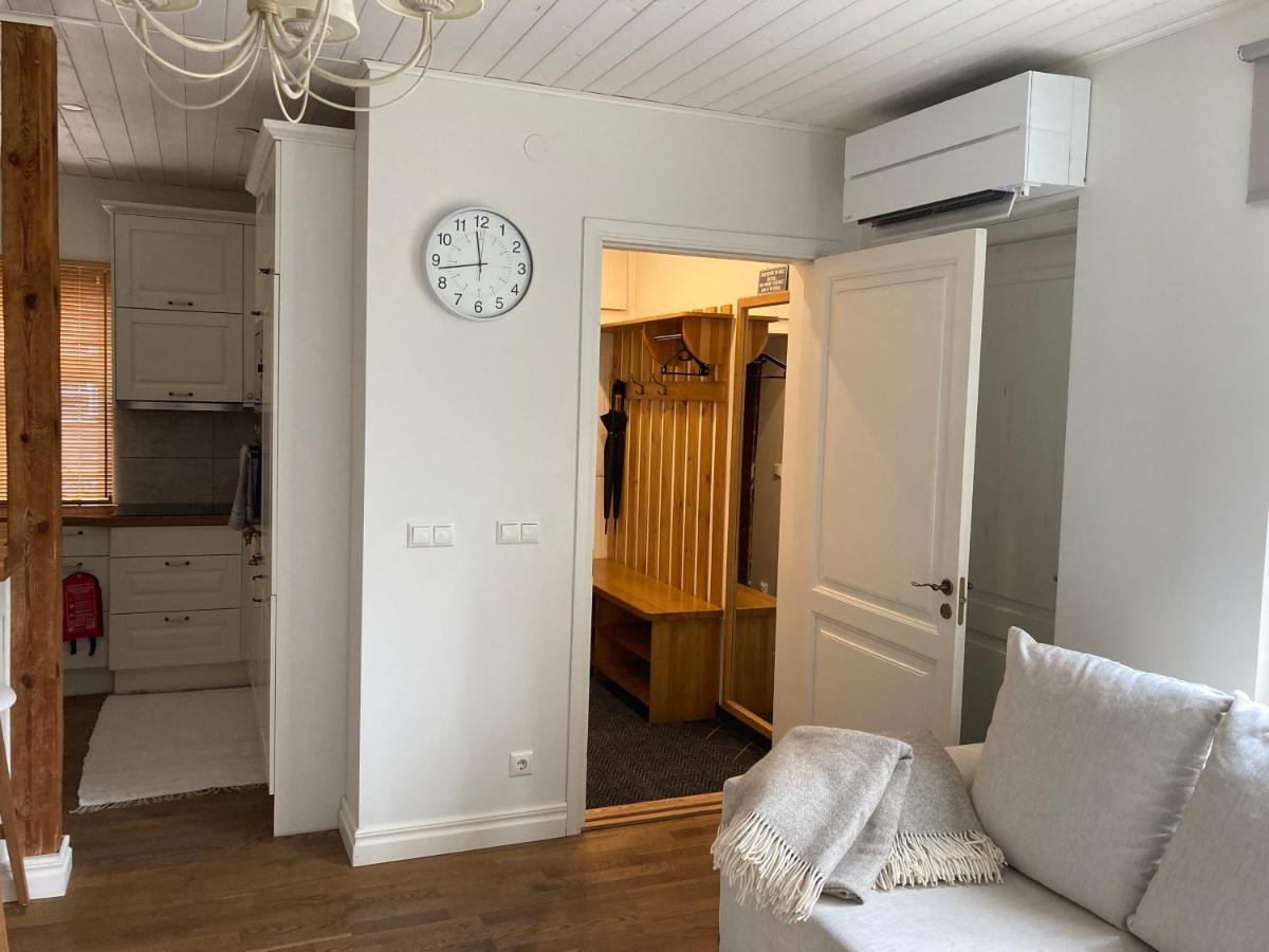 Lossi Apartment Курессааре Екстер'єр фото